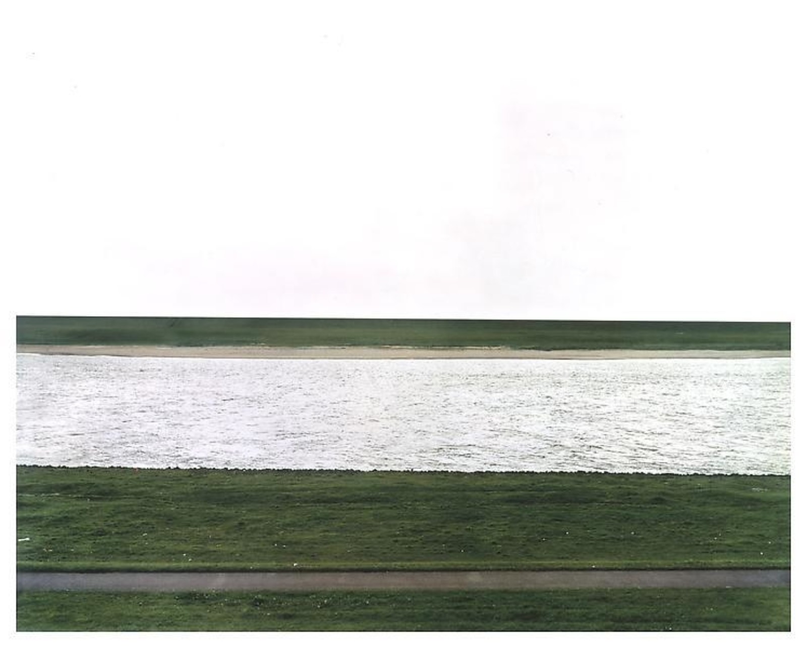 ANDREAS GURSKY サイン入り写真『Rhein II』 Rhein II, ANDREAS GURSKY | Matthew Marks Gallery